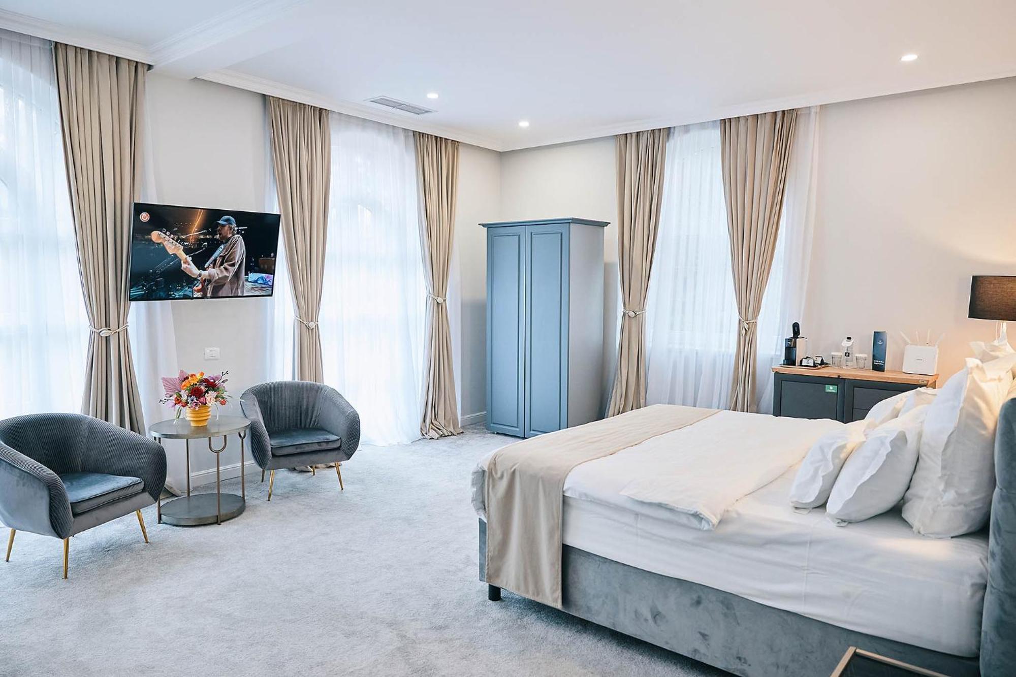 Lacul Verde Resort Ploiesti Ngoại thất bức ảnh