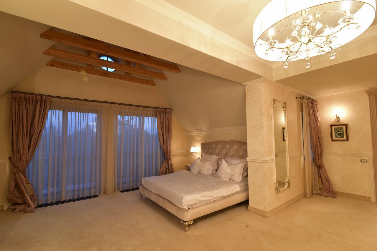 Lacul Verde Resort Ploiesti Ngoại thất bức ảnh